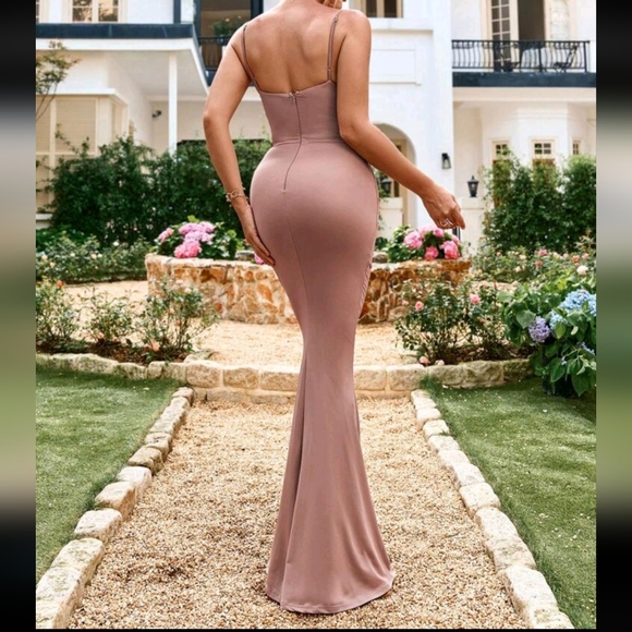 NWOT Parthea ruched bodycon maxi dress - Picture 8 of 14